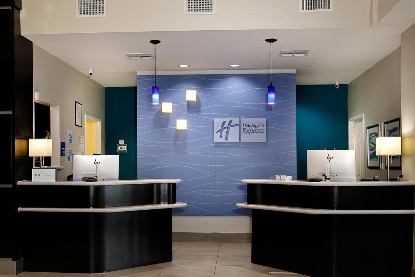 Holiday Inn Express & Suites Houston Northwest-Brookhollow By Ihg Eksteriør billede